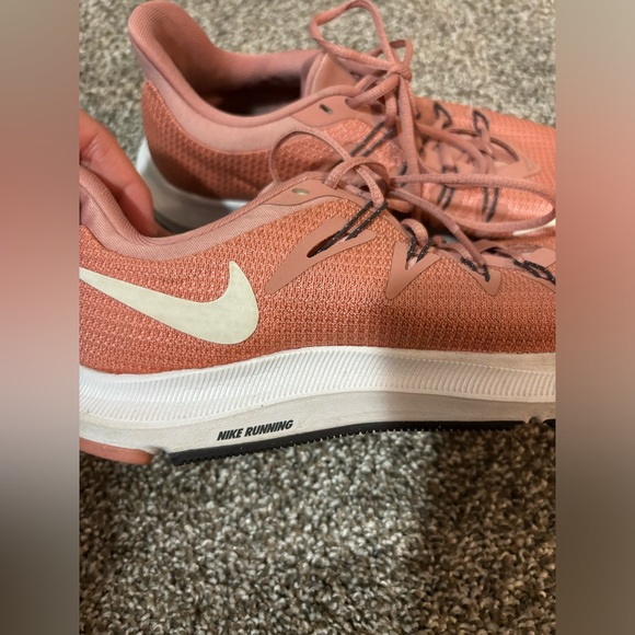 Women’s Nike Running Shoes - Picture 4 of 6